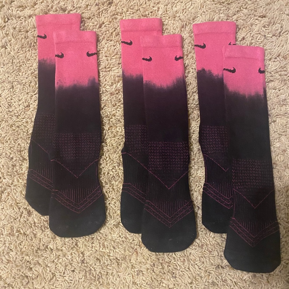 Women’s Nike socks